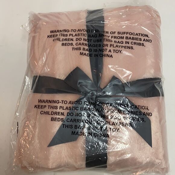 Madison Park Duke Reversible Long Faux Fur & Micro Fur Throw 50x60 Super Soft - Picture 6 of 6